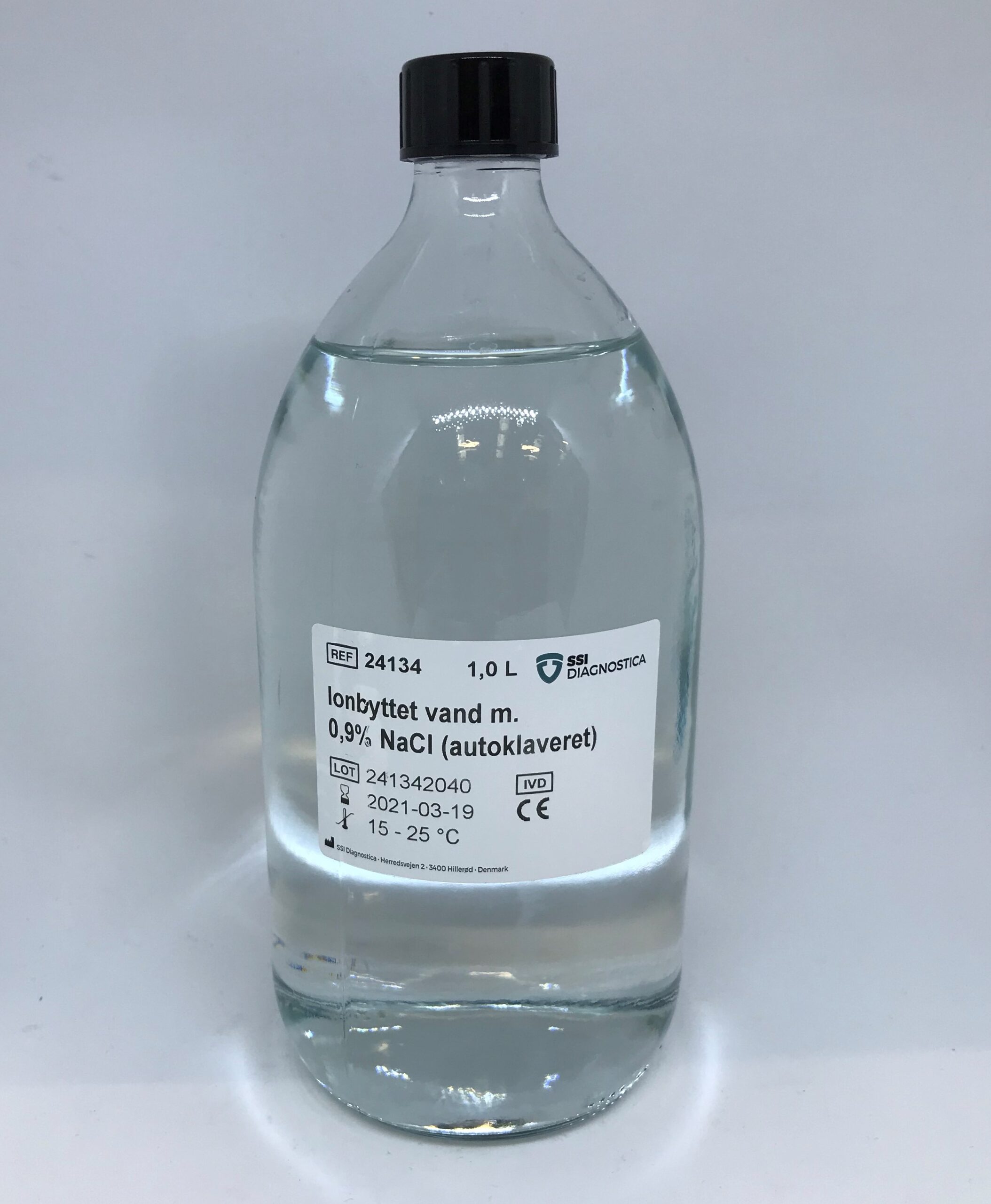 24134 Ionbyttet vand m. 0,9 procent NaCl - 1 L