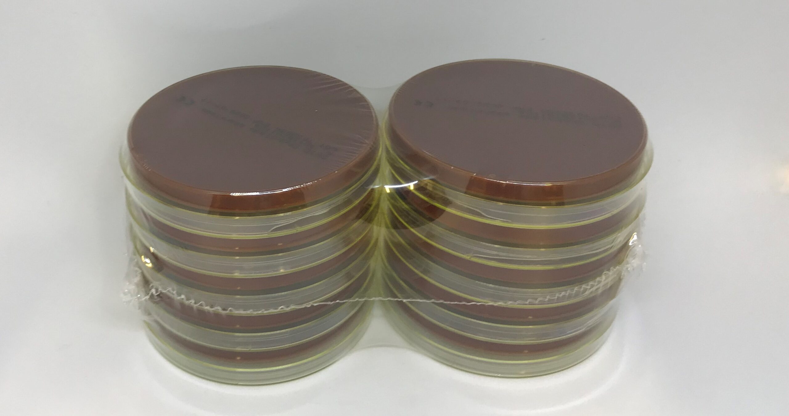 703 Chokolade agarpl. m. antibiotika, 9 cm 10 stk